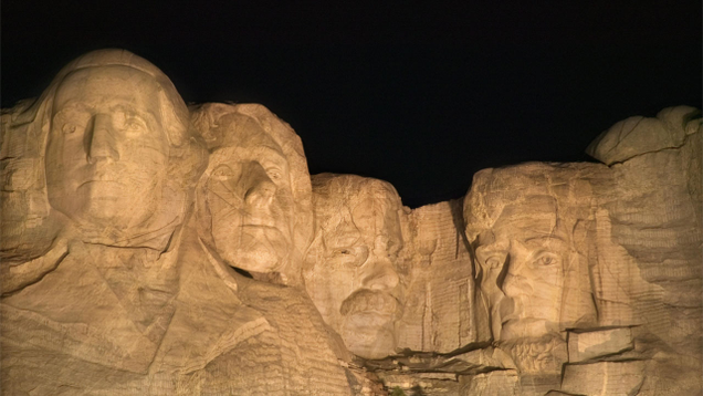 Illustration for article titled 9 Stunning Pics That Prove Thomas Jefferson’s Mount Rushmore Head Needs To Be The Next Bachelor